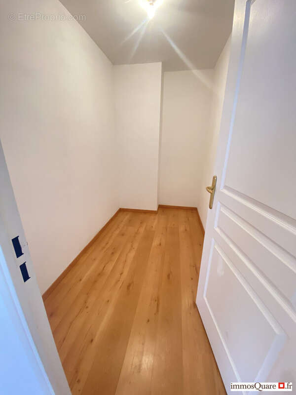 Appartement à LYON-8E