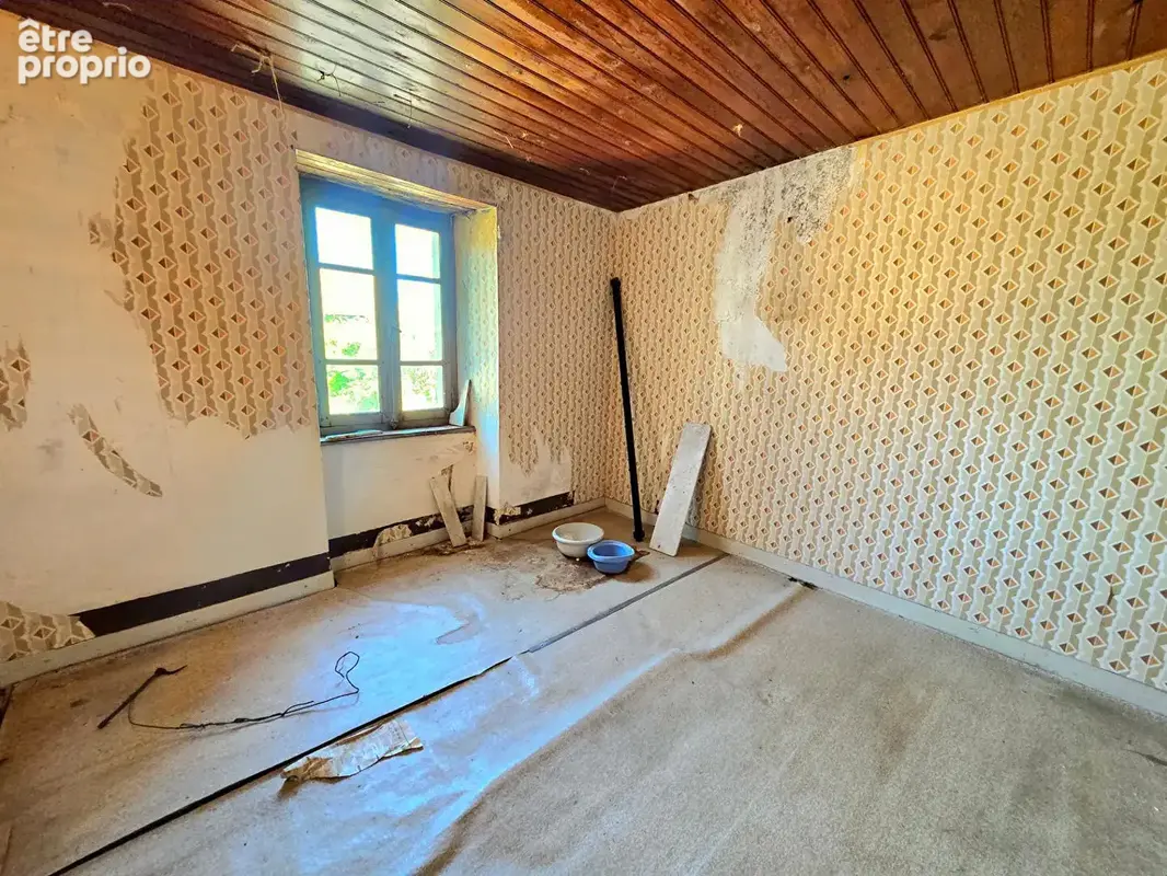 Maison de caractère en pierres dans un hameau calme - photo 5