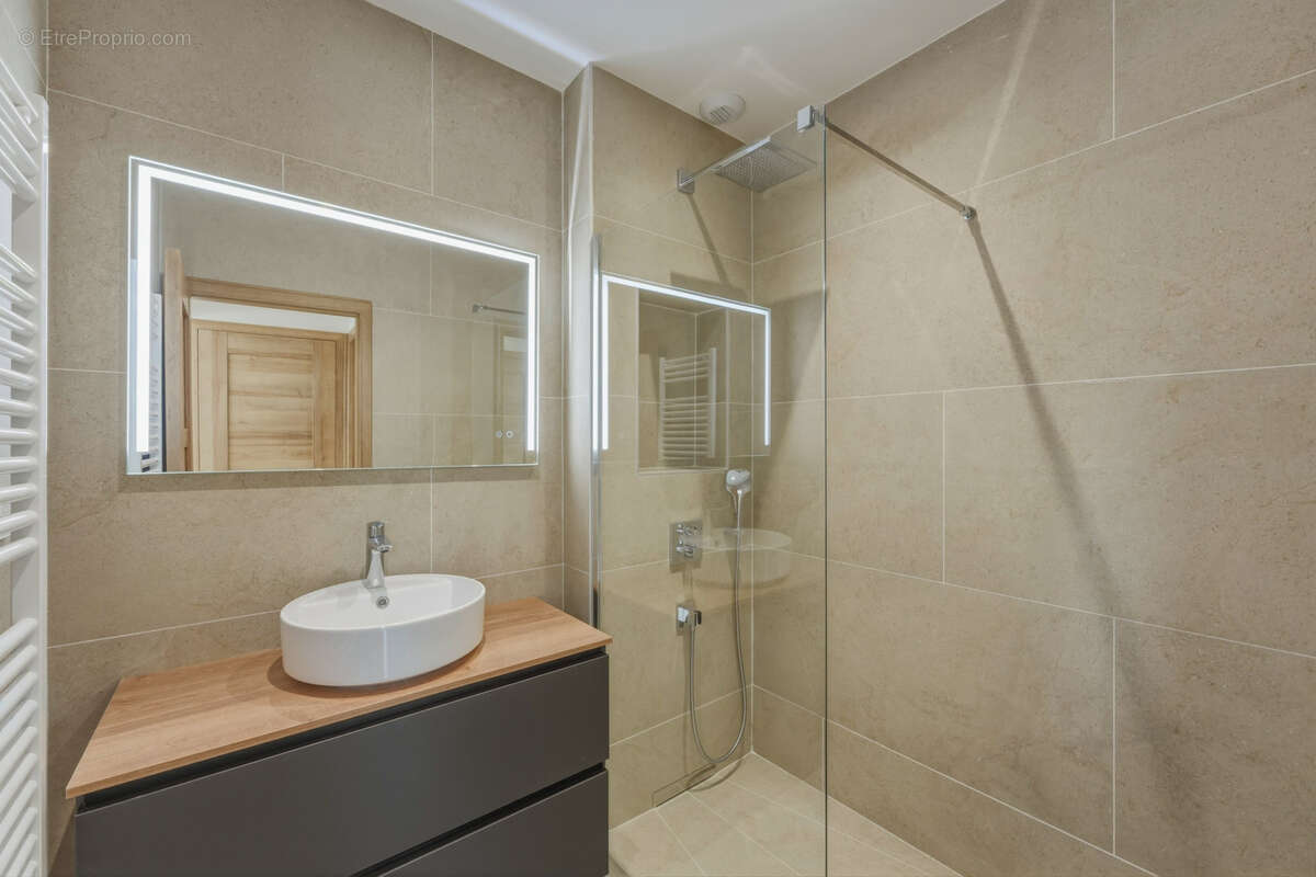 Exclusivité - Attique - Appartement 5 pièces de haut standing au bord du lac Léman - photo 7