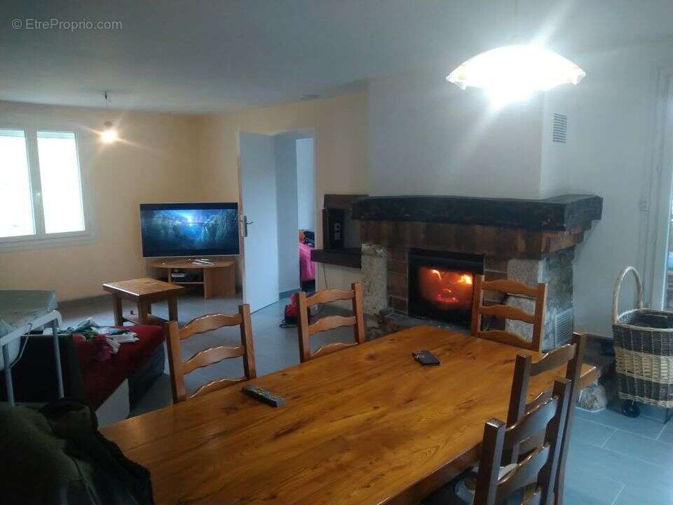 Maison à PORT-SAINTE-MARIE