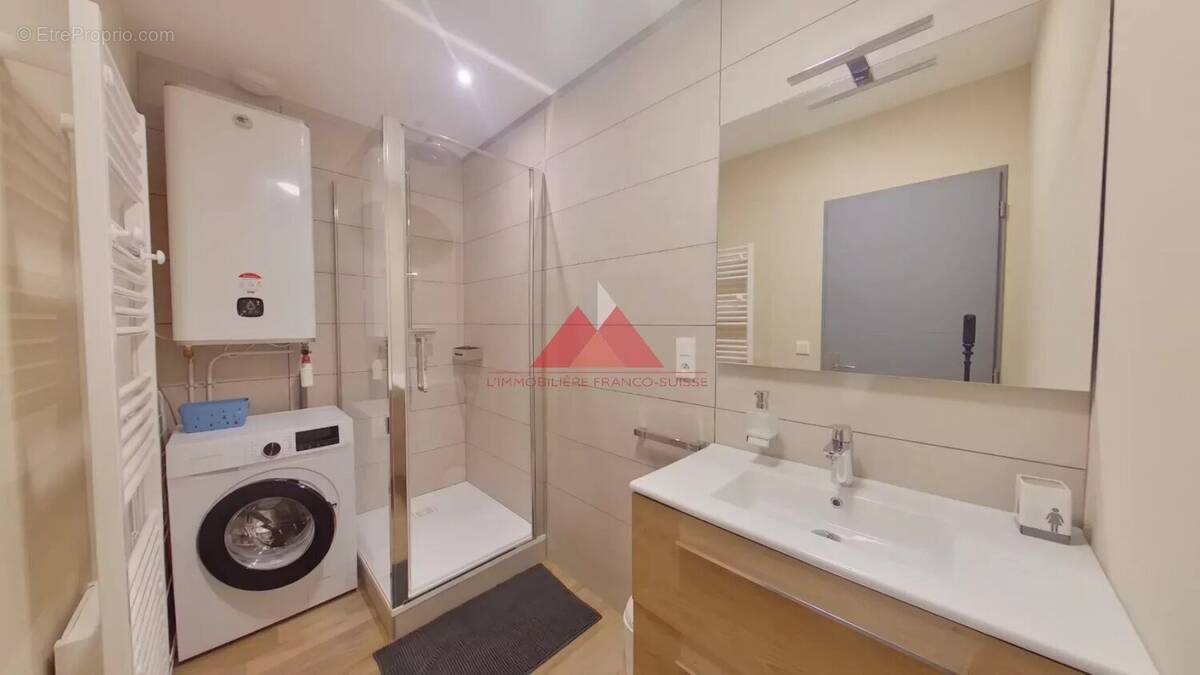 Appartement à LAC-DES-ROUGES-TRUITES