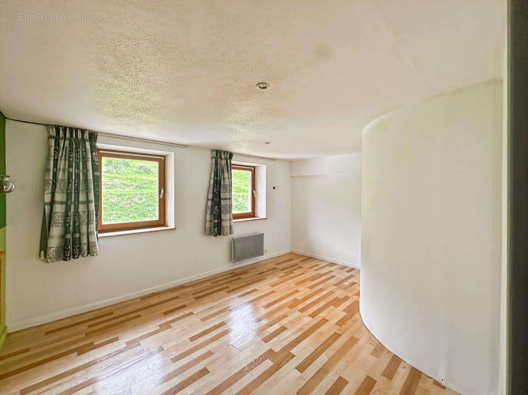 Appartement à SAINT-AMARIN