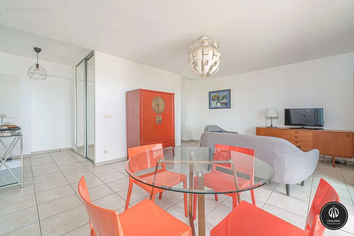 Appartement à MARSEILLE-8E