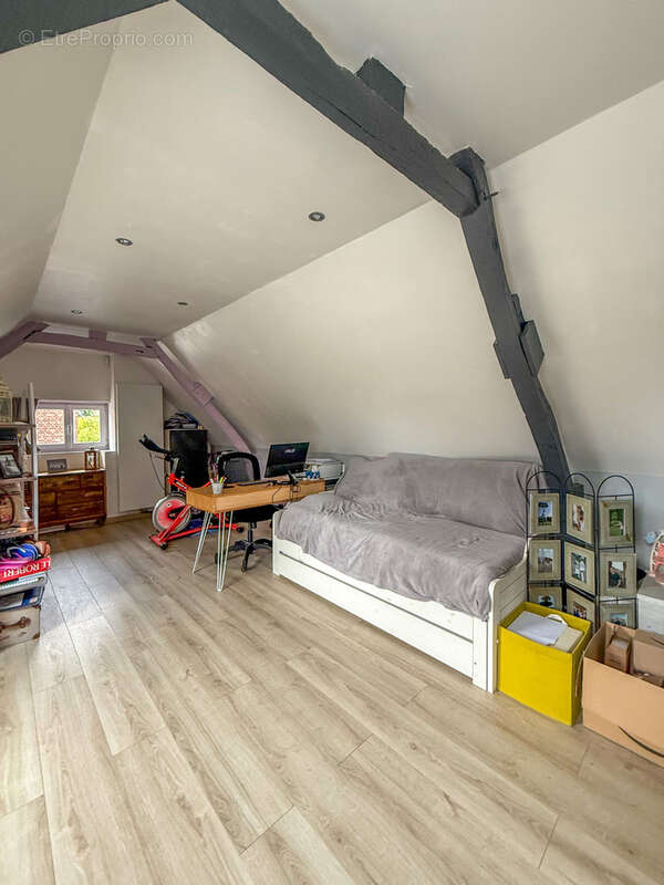 Maison à PERONNE-EN-MELANTOIS