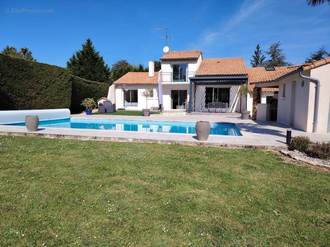 Maison à MIGNE-AUXANCES