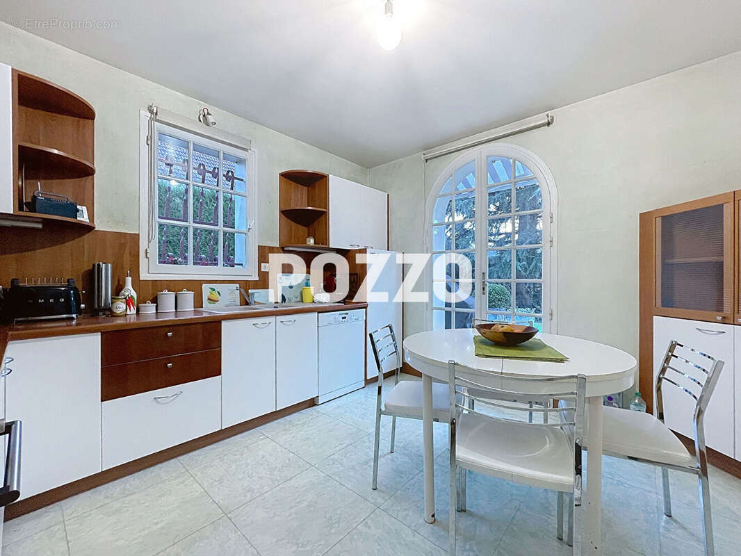 Maison à HEROUVILLE-SAINT-CLAIR