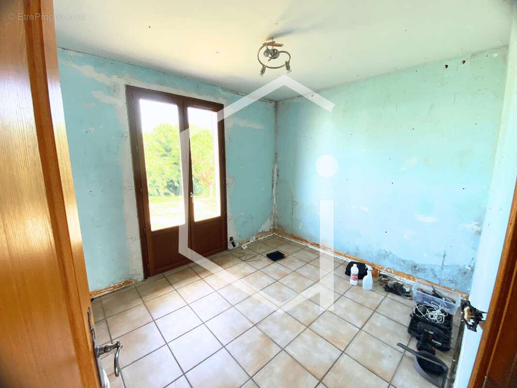 Maison à COSNE-COURS-SUR-LOIRE