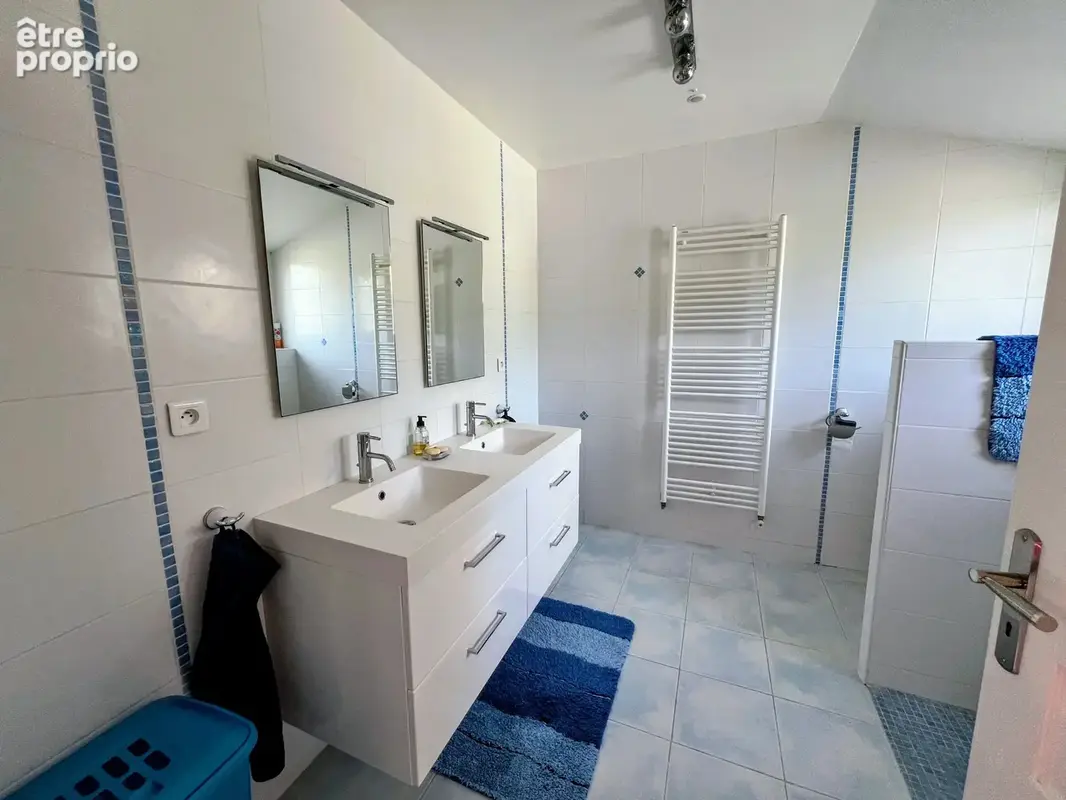 Spacieuse Maison Individuelle avec Dépendance Indépendante, Piscine et Jardins Paysagers - photo 15
