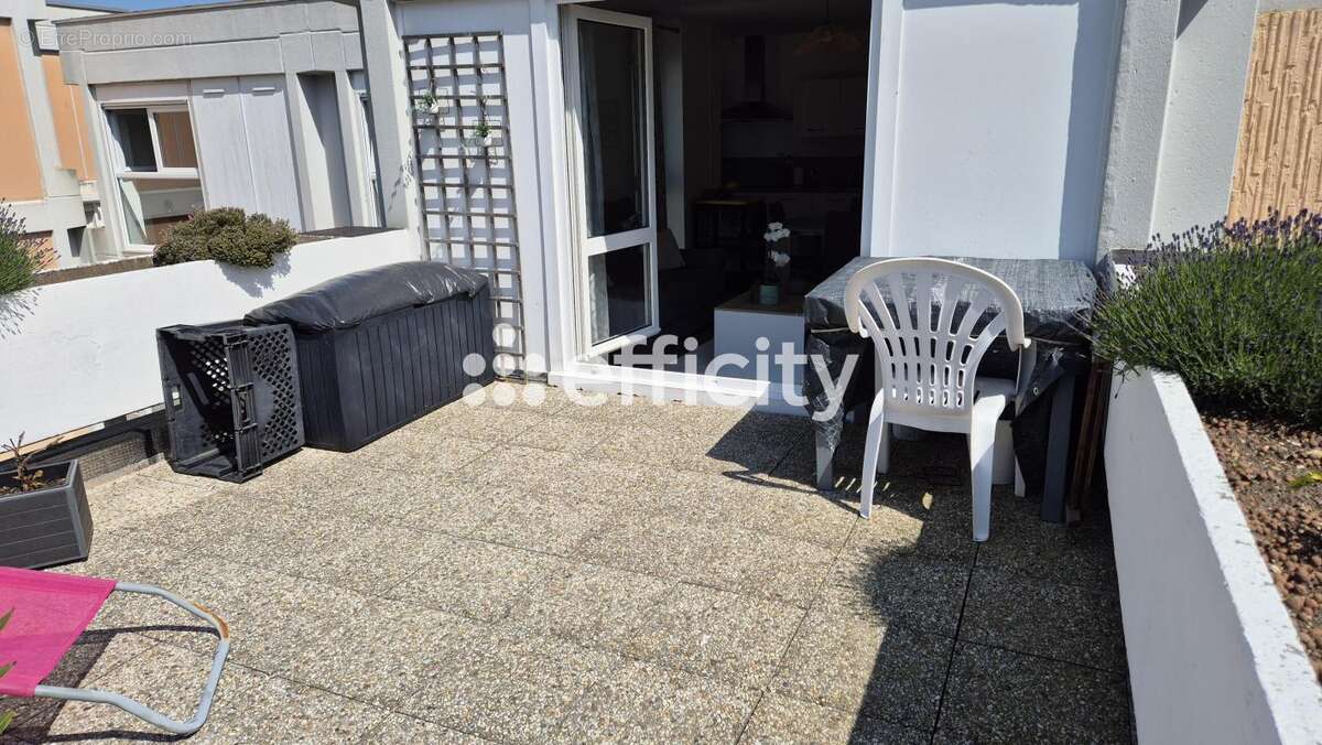 Appartement à HEROUVILLE-SAINT-CLAIR