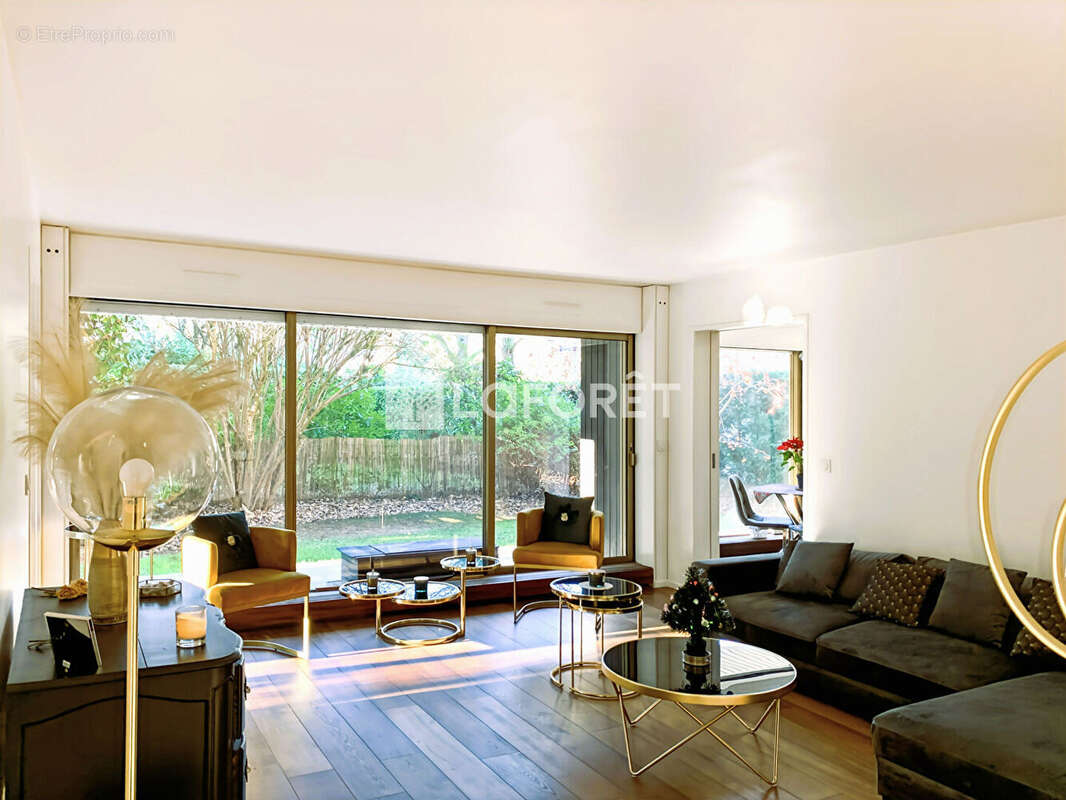 Appartement à LE CHESNAY