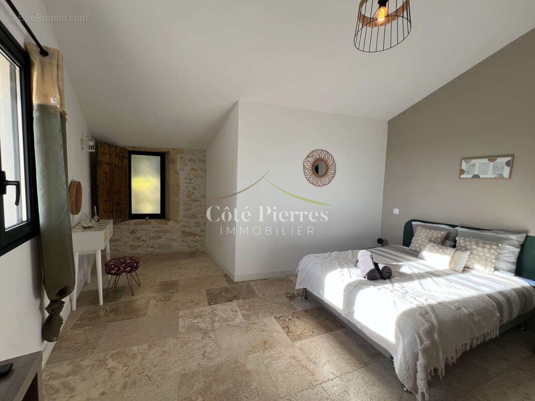 Maison à NIMES
