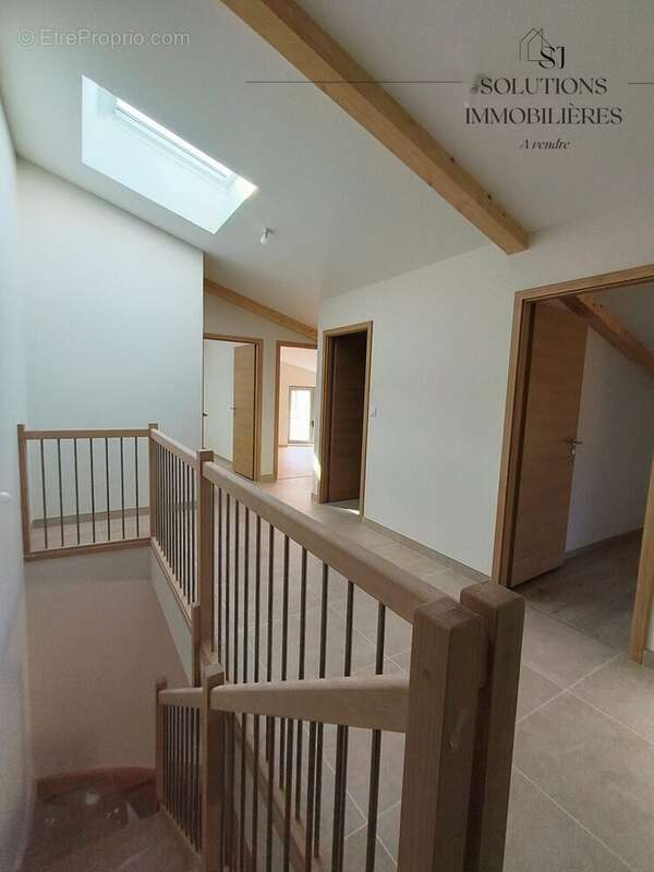 Maison à SAINT-ALBAN-DU-RHONE