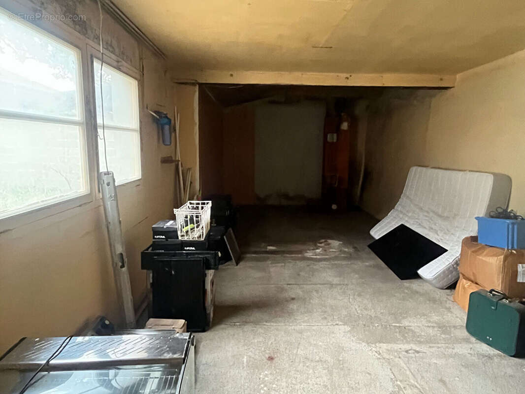 Maison à COUSSAY-LES-BOIS