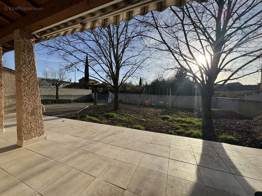 Maison à MONTVENDRE