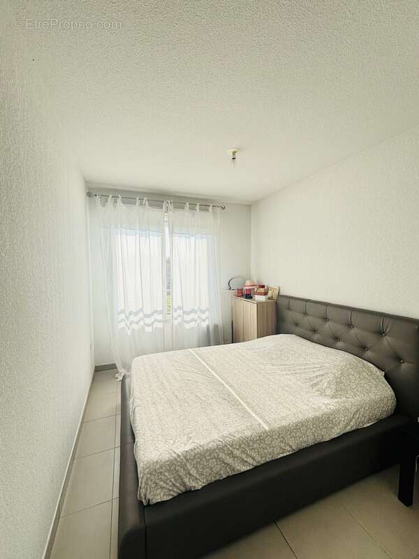 Appartement à LE MUY