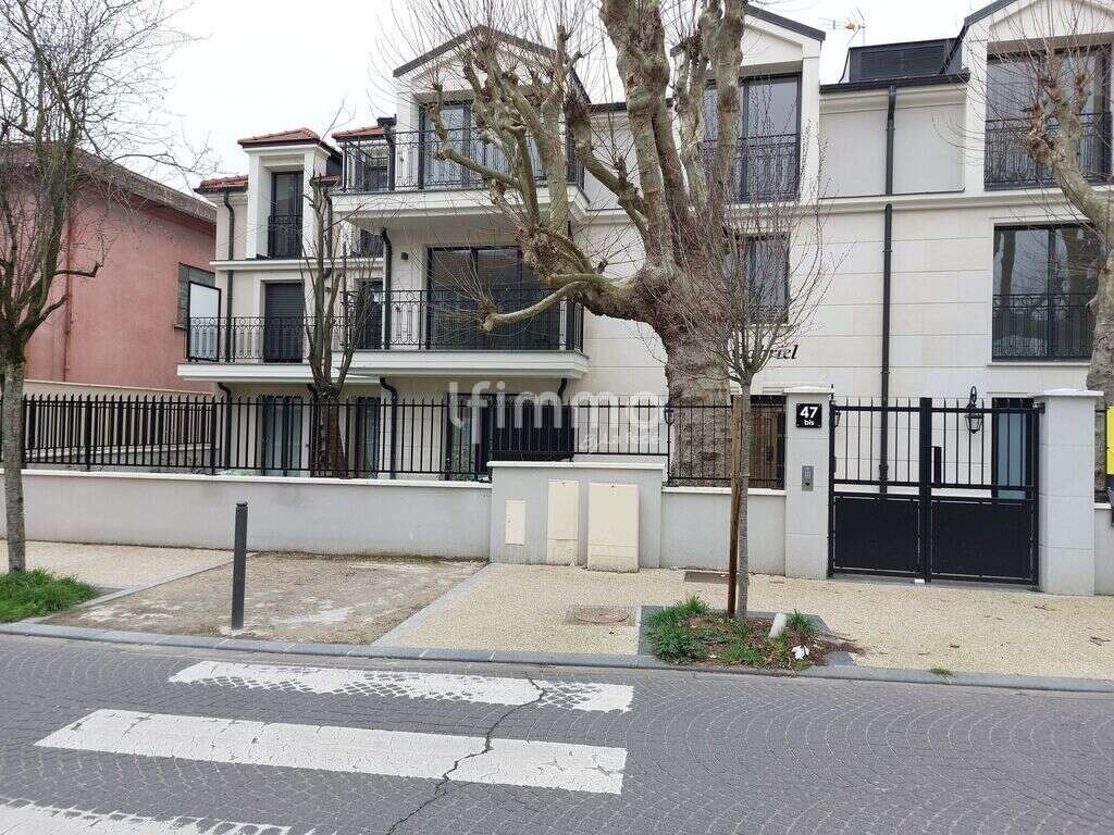 Appartement à LE PERREUX-SUR-MARNE