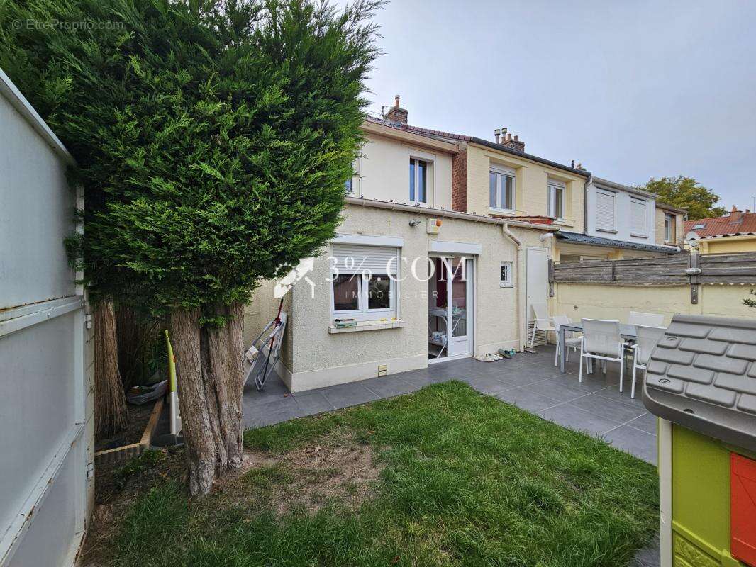 Maison à FACHES-THUMESNIL