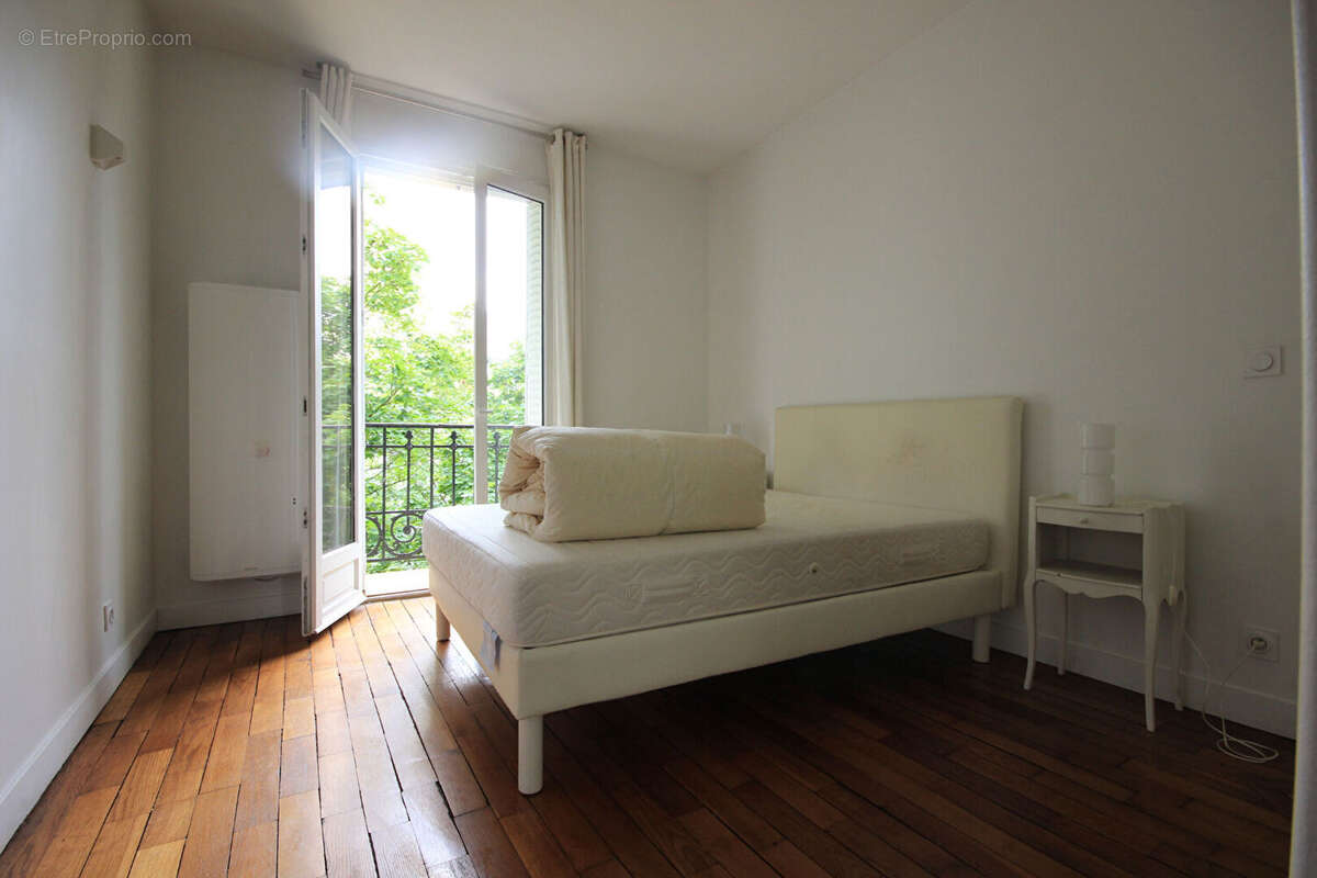 Appartement à PARIS-19E