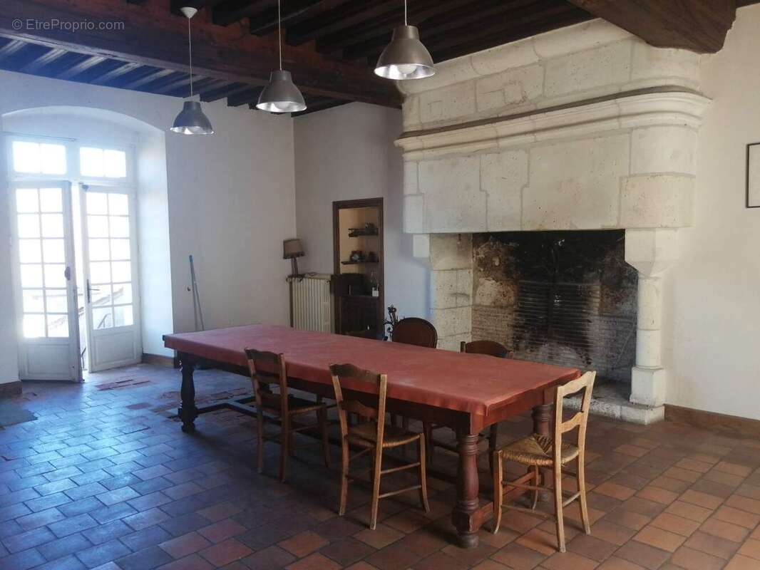 Appartement à LA TOUR-BLANCHE