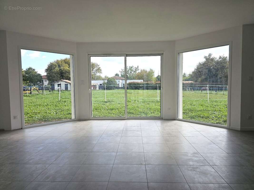 Maison à SALIES-DE-BEARN