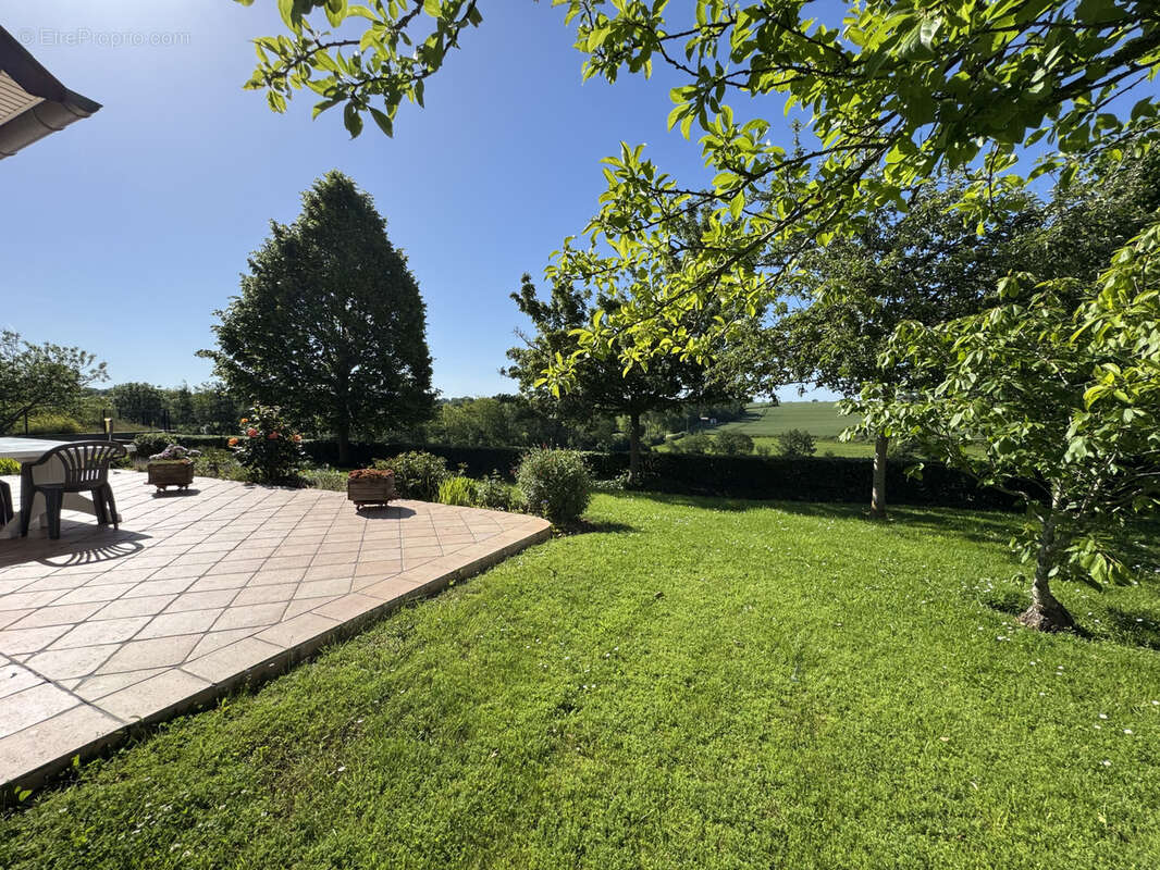 Maison à EVRECY