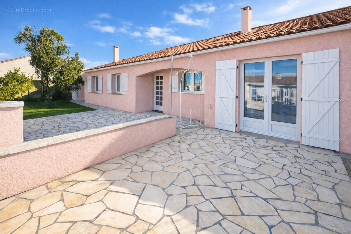 Maison à SAINT-CYPRIEN