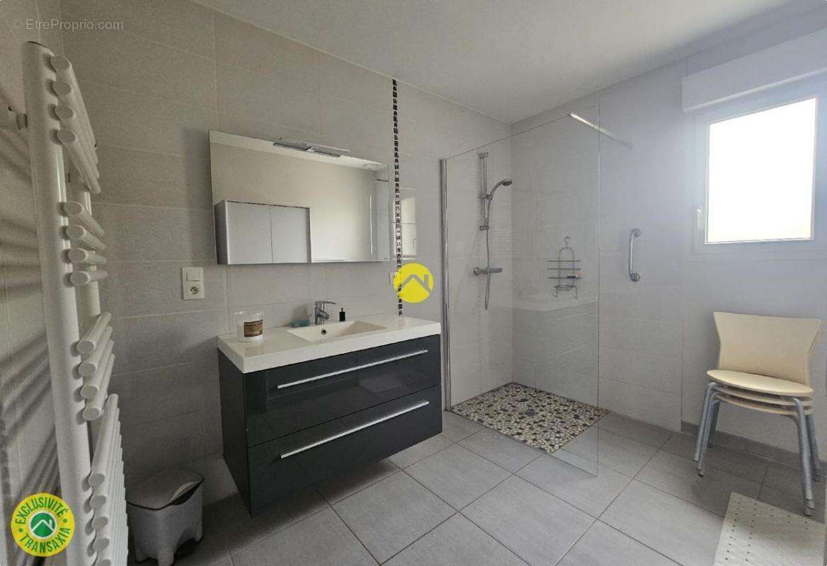 Appartement à COSNE-D&#039;ALLIER