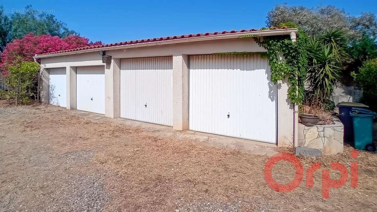 À Vendre : Grande maison familiale ou deux logements – 4 faces avec terrain à Sauvian - photo 14
