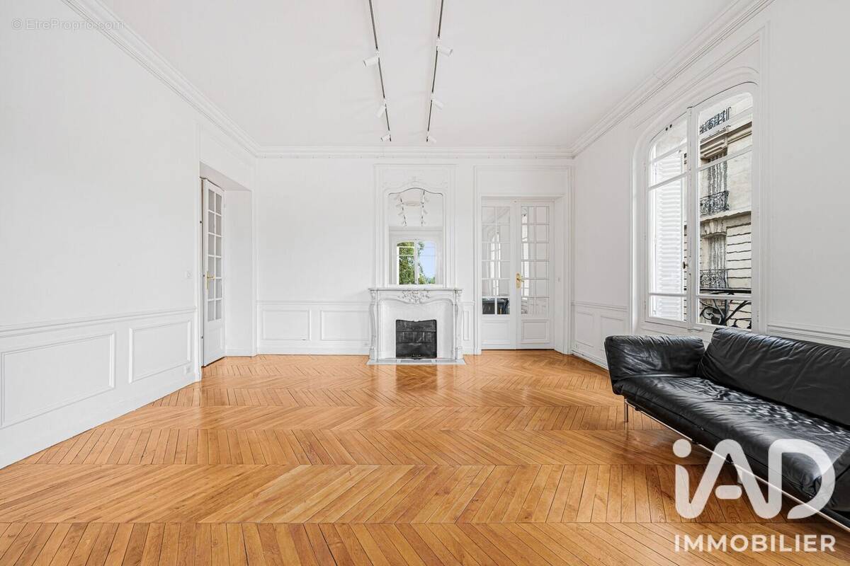 Photo 1 - Appartement à PARIS-16E
