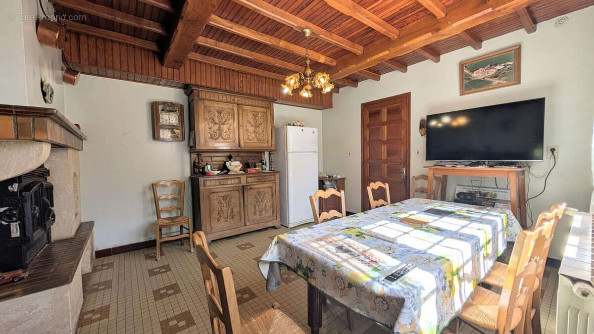 Maison Hagetmau 8 pièce(s) 199 m2 - photo 4