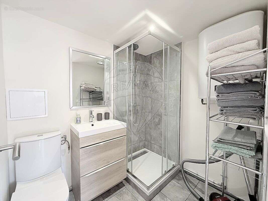 Appartement à VILLENEUVE-LOUBET