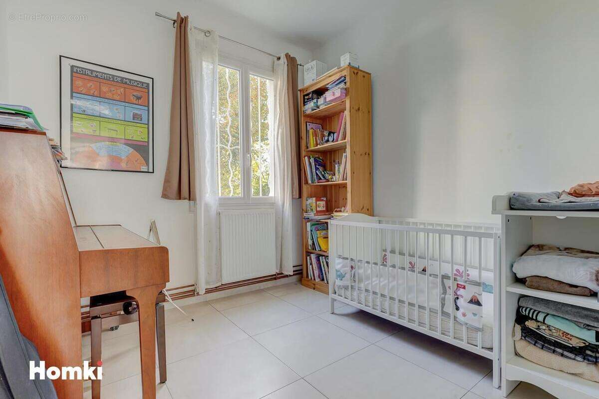 Appartement à MARSEILLE-8E