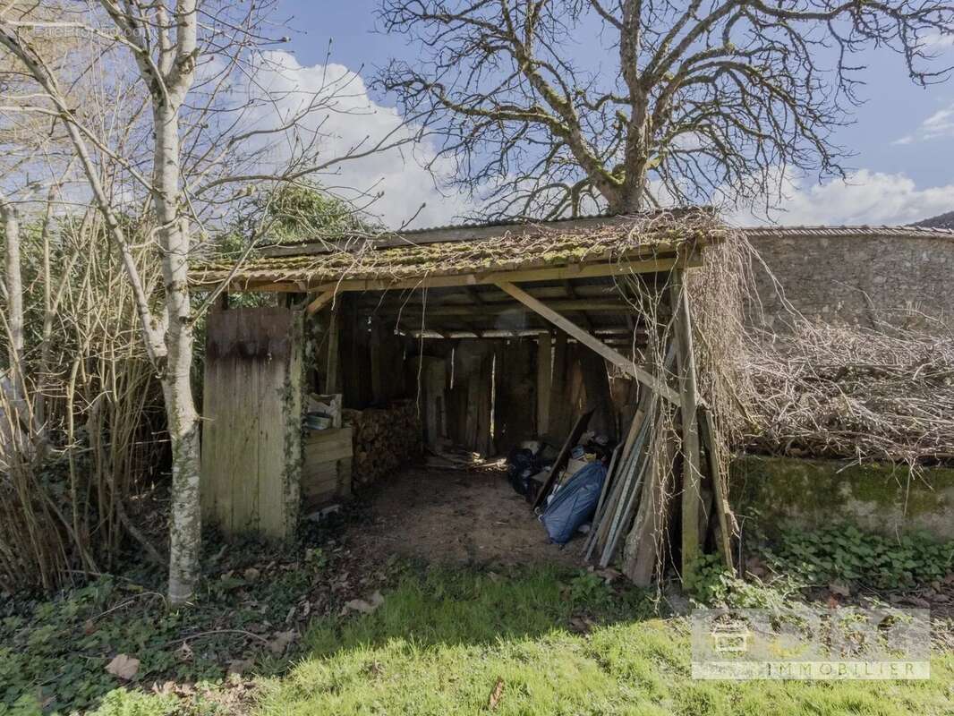 Maison à SAINT-ANDRE-DE-NAJAC