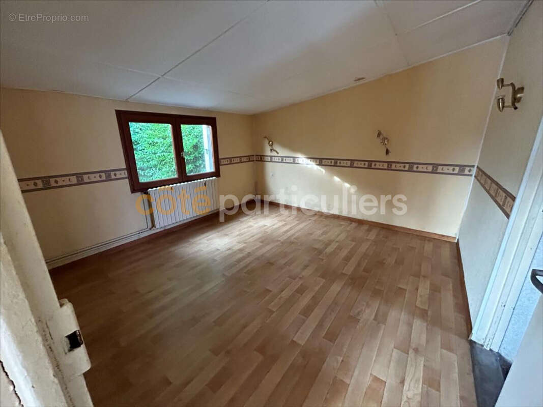 Maison à AGON-COUTAINVILLE