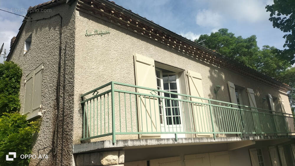 Maison à CAHUZAC-SUR-VERE