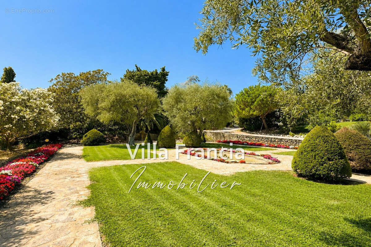 Appartement 20 m² à Cannes  - photo 8