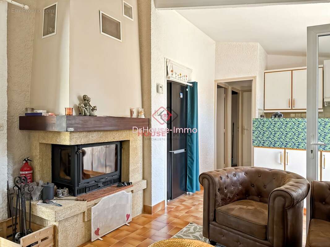 Maison à MEJANNES-LE-CLAP