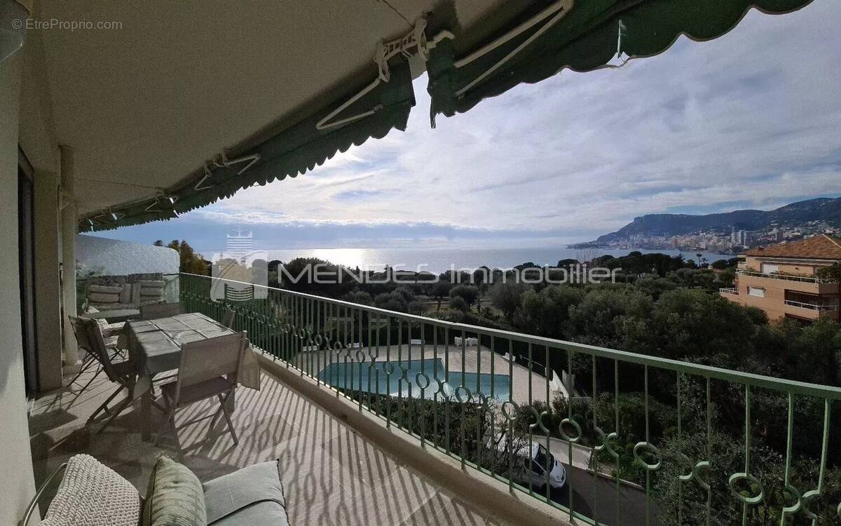 Appartement à ROQUEBRUNE-CAP-MARTIN