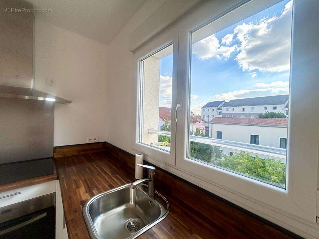 Appartement à FONTENAY-SOUS-BOIS