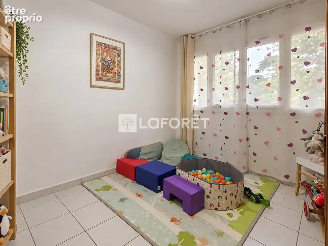Appartement Toulon 3 pièce(s) 60.12m2 - photo 5