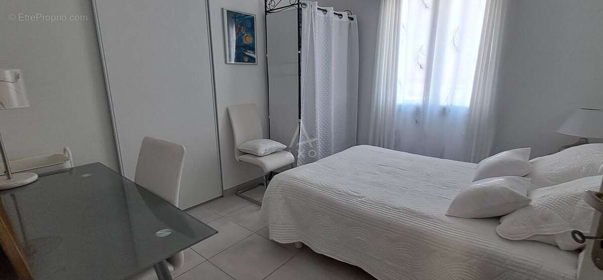 Maison à SAINT-PROJET-SAINT-CONSTANT