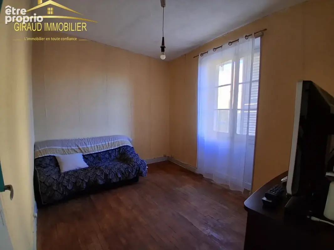 Appartement à CHARLIEU