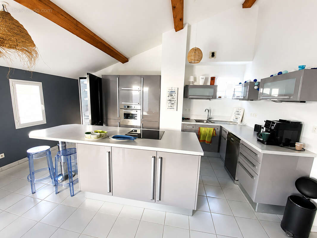 Appartement à LA CROIX-VALMER