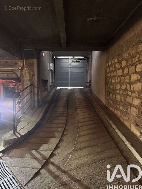 Photo 3 - Parking à ASNIERES-SUR-SEINE