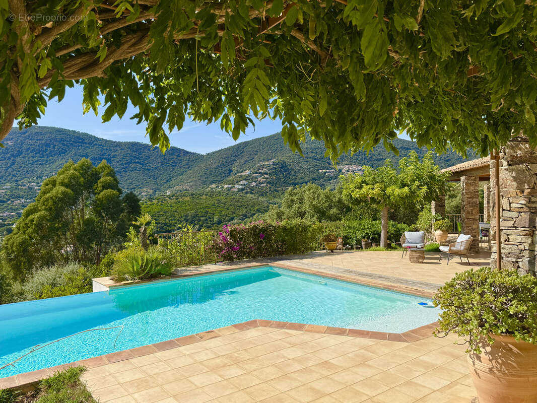 Maison à CAVALAIRE-SUR-MER