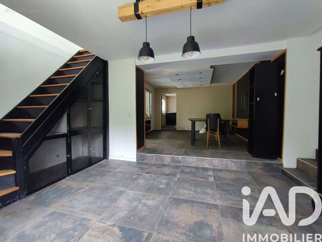 Photo 3 - Maison à CHARS