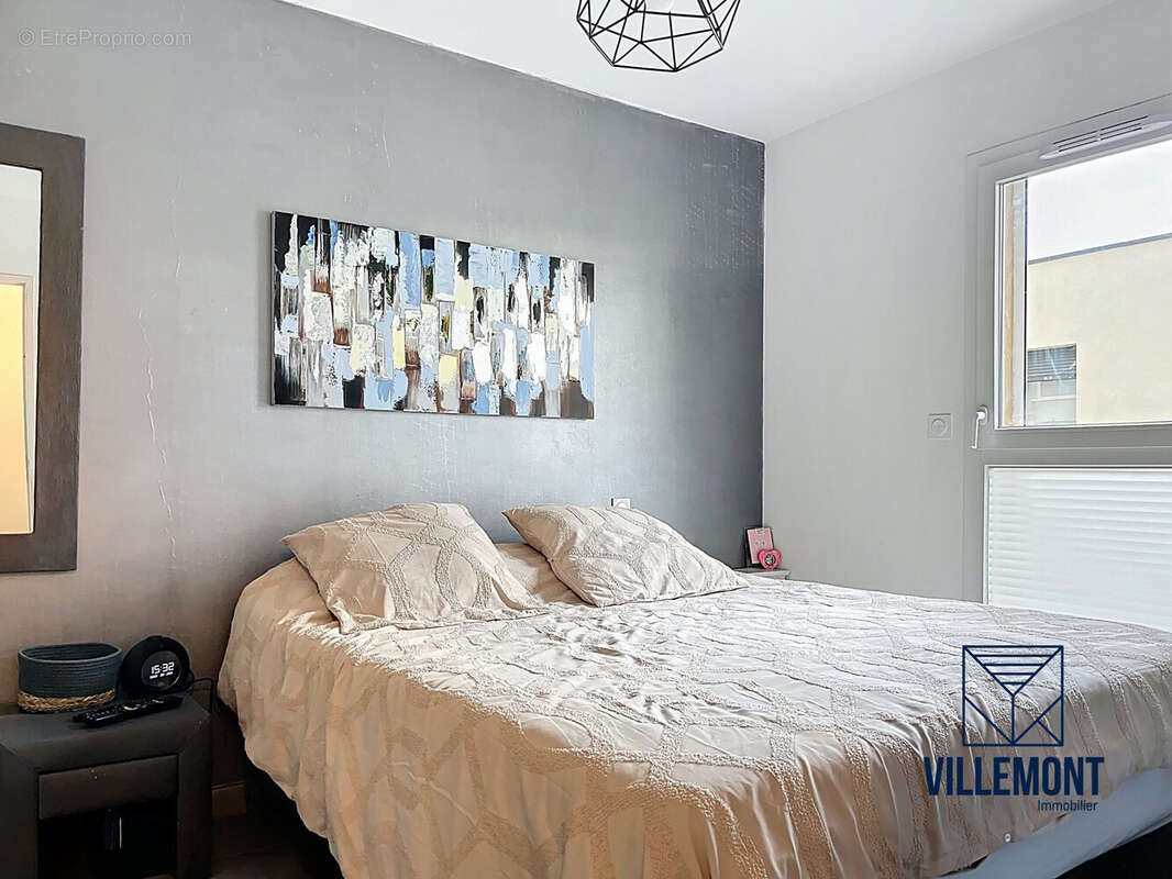 Chambre  - Appartement à MAUGUIO