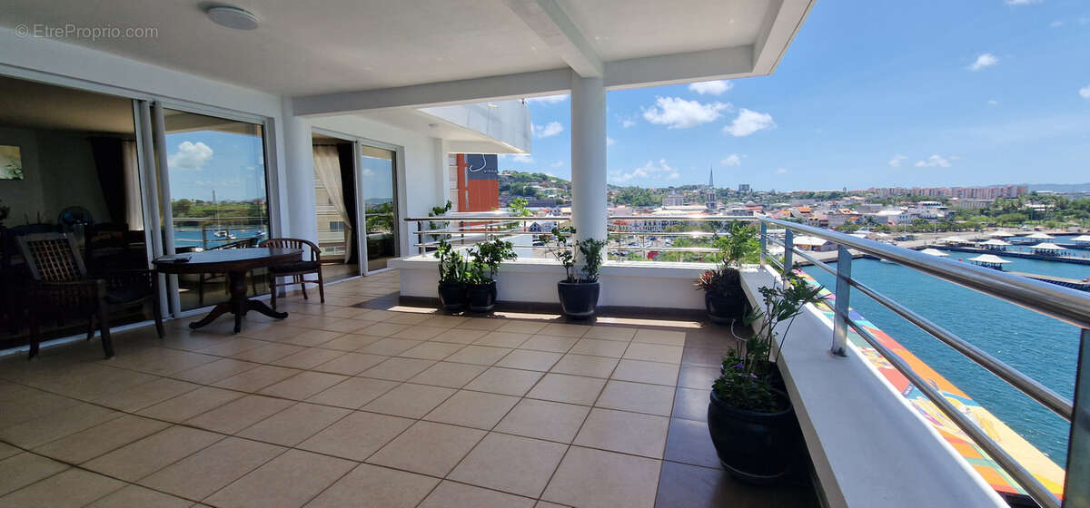 Appartement à FORT-DE-FRANCE