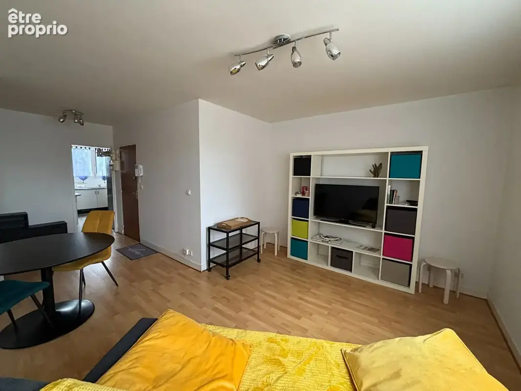 Appartement à FLEURY-LES-AUBRAIS