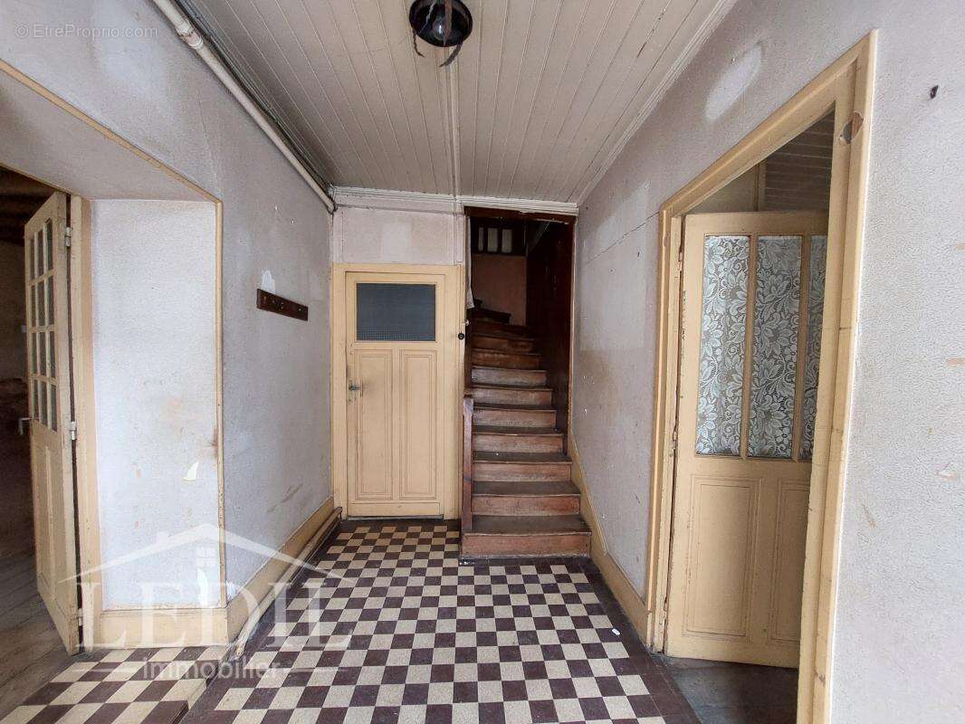 Maison à DURAVEL